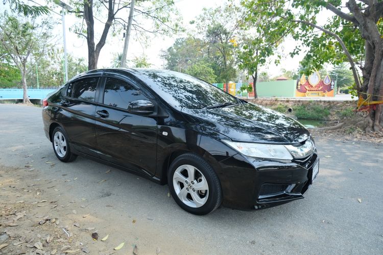 รถ Honda City 1.5 V สี ดำ