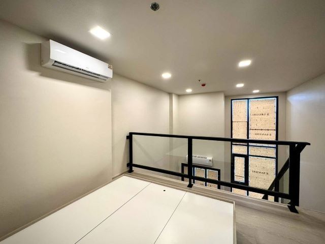 ตกแต่งครบ CM04360 ขายดาวน์ คอนโด โฟล บาย แสนสิริ FLO by Sansiri คอนโดมิเนียม ถนนสมเด็จเจ้าพระยา 