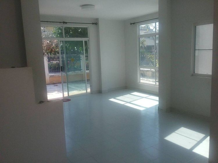 อื่นๆ มีบางส่วน 2012 บ้านเดี่ยว2ชั้น 50ตารางวา รูปที่ 4