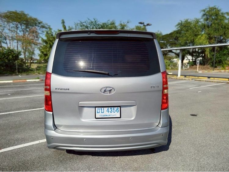 Hyundai H-1  2011 2.5 Deluxe Utility-car ดีเซล ไม่ติดแก๊ส เกียร์อัตโนมัติ เทา รูปที่ 4