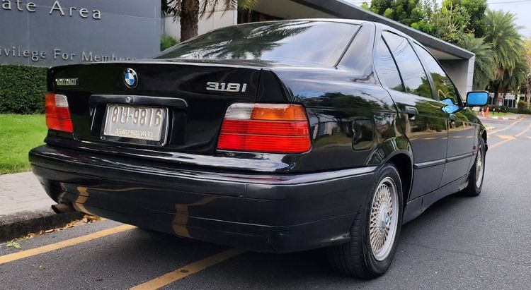 BMW Series 3 1996 318i Sedan เบนซิน เกียร์อัตโนมัติ ดำ รูปที่ 3