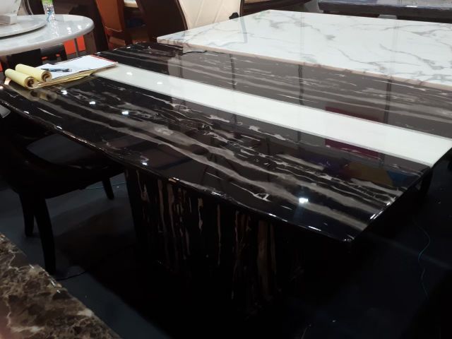 โต๊ะทานข้าวหินอ่อน โต๊ะกินข้าวกินอ่อน รูปที่ 2