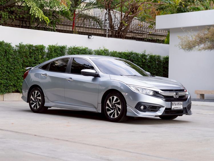 Honda Civic 2017 1.8 EL i-VTEC Sedan เบนซิน ไม่ติดแก๊ส เกียร์อัตโนมัติ บรอนซ์เงิน
