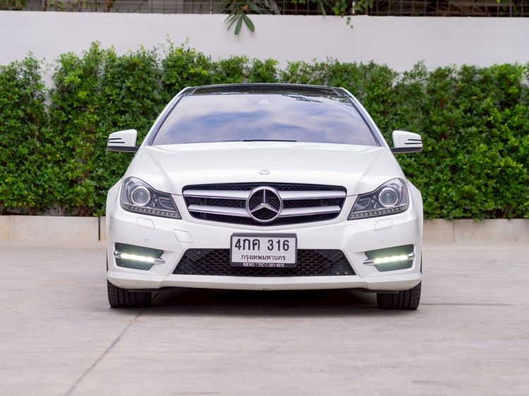 Mercedes-Benz C-Class 2013 C180 Sedan เบนซิน ไม่ติดแก๊ส เกียร์อัตโนมัติ ขาว รูปที่ 2