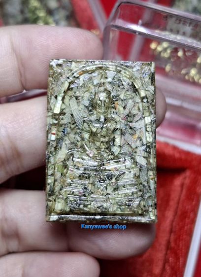 หลวงพ่อพุทธโสธร วัดโสธรวรารามวรวิหาร จ.ฉะเชิงเทรา เนื้อแบงค์ขวัญถุงมหาเศรษฐี ฐานผ้าทิพย์ ภปs. ปี 2540 รูปที่ 2