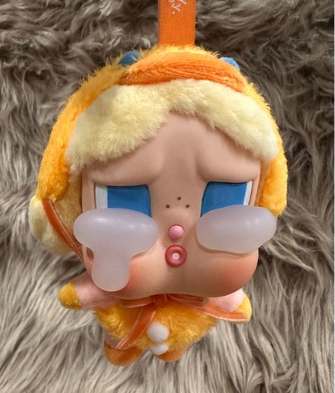 Popmart Cry baby พวงกุญแจ รูปที่ 2