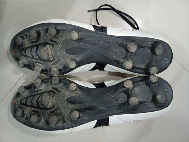 รองเท้าสตั๊ด mizuno รูปที่ 5