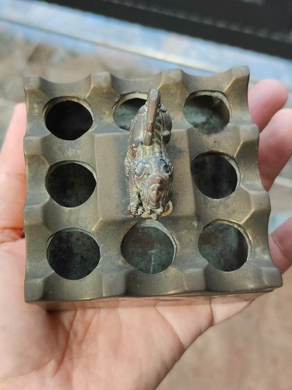 ที่เขี่ยบุหรี่สิงห์ ทองเหลือง  รูปที่ 3