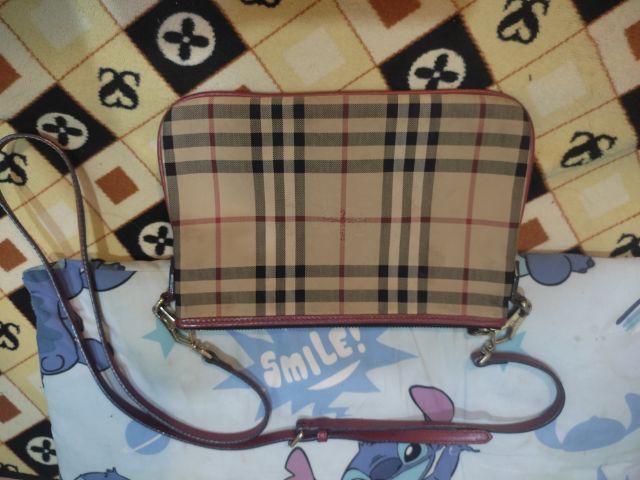กระเป๋า burberry แท้สวยๆ รูปที่ 3