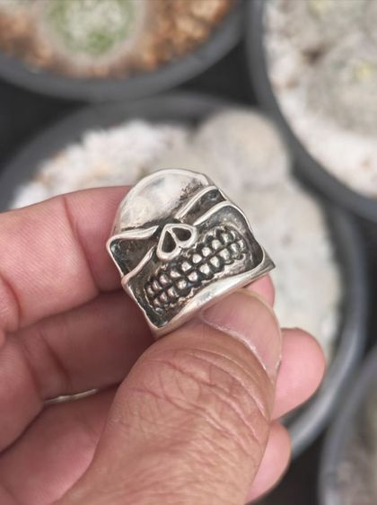 แหวนกะโหลกเงินแท้ งานนอก  งานมันส์ๆ​ ราคาดีๆครับ รูปที่ 4