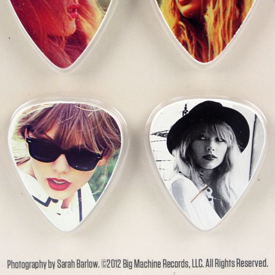 ปิ๊กกีตาร์ Taylor Swift x Cornetto (Red Era 2012) ของแท้ 6 ชิ้น รูปที่ 3