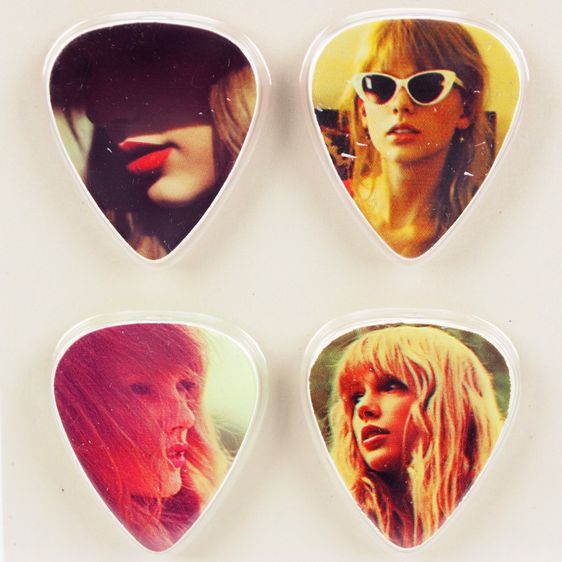 ปิ๊กกีตาร์ Taylor Swift x Cornetto (Red Era 2012) ของแท้ 6 ชิ้น รูปที่ 2