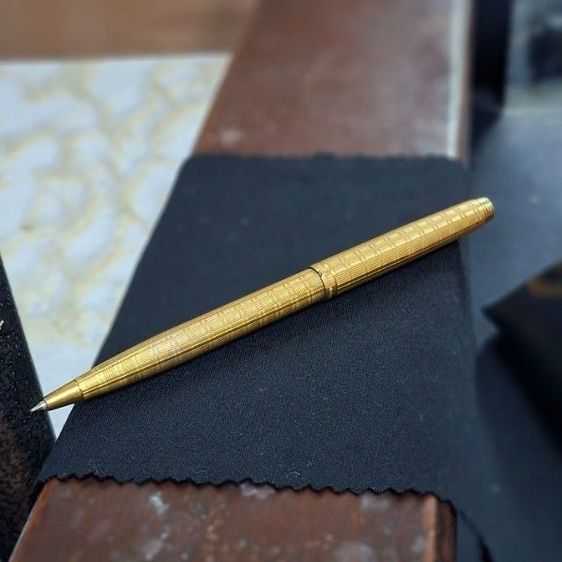 ปากกา Parker Sonnet Rollerball Gold สีทอง ของเก็บสะสม