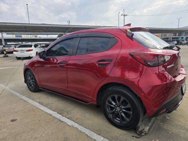 Mazda Mazda 2 2019 1.3 High Connect Sedan เบนซิน ไม่ติดแก๊ส เกียร์อัตโนมัติ แดง รูปที่ 2
