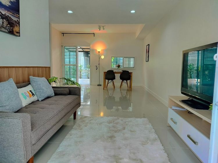Areeya Property มีบางส่วน 2018 ขายทาวน์เฮ้าส์ 2 ชั้น เดอะคัลเลอร์ส 5  ใกล้เมกาบางนา ปรับปรุงใหม่ เฟอร์ฯครบ พร้อมอยู่  รูปที่ 4