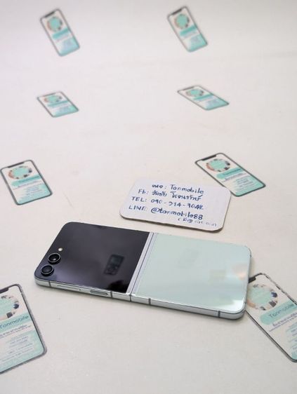 ขาย เทิร์น Samsung Galaxy Z Flip 5 Mint 256 GB ศูนย์ไทย สภาพใหม่เอี่ยม มีตัวเครื่องอย่างเดียว ไม่มีอุปกรณ์อื่น เพียง 7,990 บาท เท่านั้น ครับ