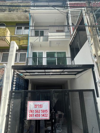 ขายทาวน์เฮ้าส์ 4 ชั้น ซอยเจริญนคร 14 แยก 12  ปรับปรุงใหม่ พร้อมอยู่ 