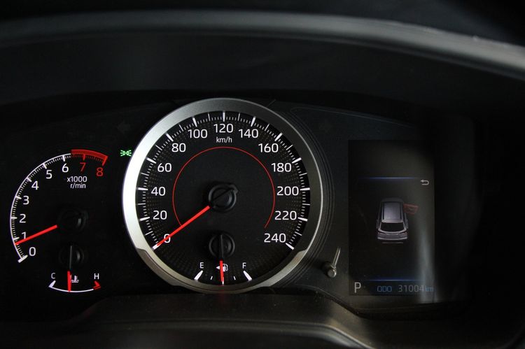 Toyota Corolla Cross 2021 1.8 Sport Utility-car เบนซิน ไม่ติดแก๊ส เกียร์อัตโนมัติ เทา รูปที่ 4