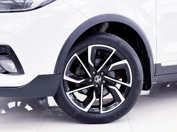 MG ZS 2021 1.5X+ Sunroof Utility-car เบนซิน ไม่ติดแก๊ส เกียร์อัตโนมัติ ขาว รูปที่ 4