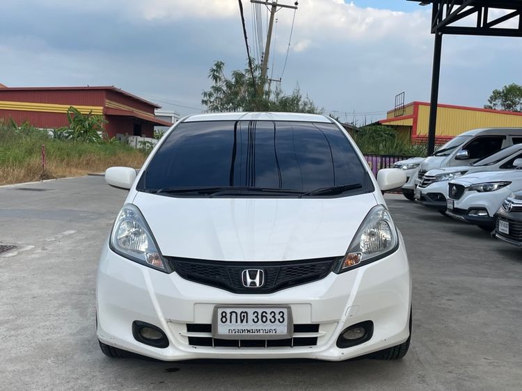 Honda Jazz 2013 1.5 S i-VTEC Sedan เบนซิน ไม่ติดแก๊ส เกียร์อัตโนมัติ ขาว รูปที่ 2