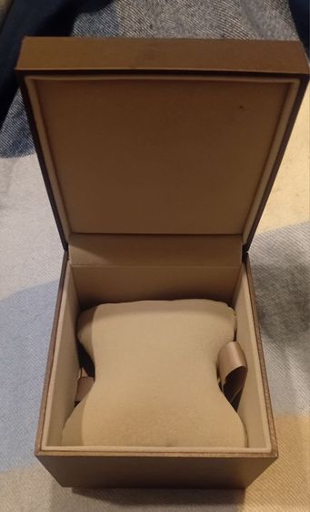 กล่องใส่นาฬิกาข้อมือGUCCI รูปที่ 3