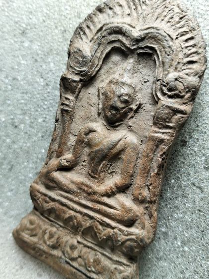 พระซุ้มขุนตาลเนื้อดินครับ รูปที่ 7