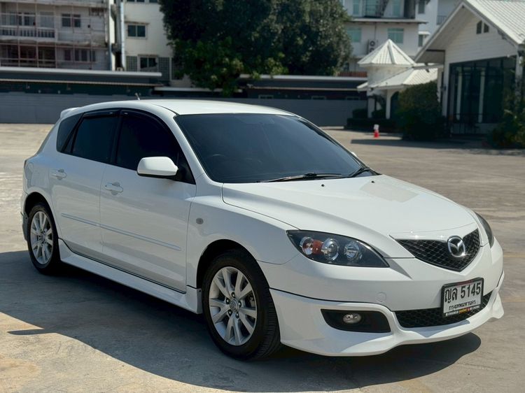 Mazda Mazda3 2011 1.6 V Sedan เบนซิน ไม่ติดแก๊ส เกียร์อัตโนมัติ ขาว รูปที่ 2