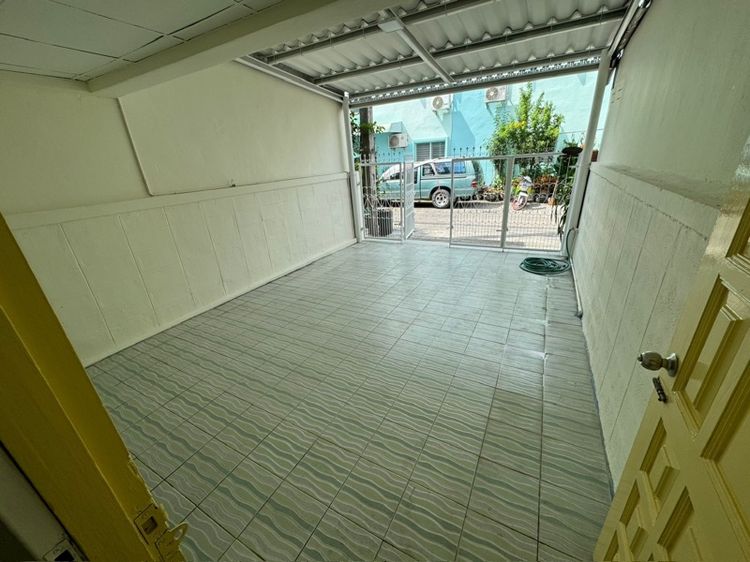 สร้างเสร็จก่อน 2010 ไม่มี ทาวเฮาส์ให้เช่า ซอยนวลจันทร์ 13 รูปที่ 2