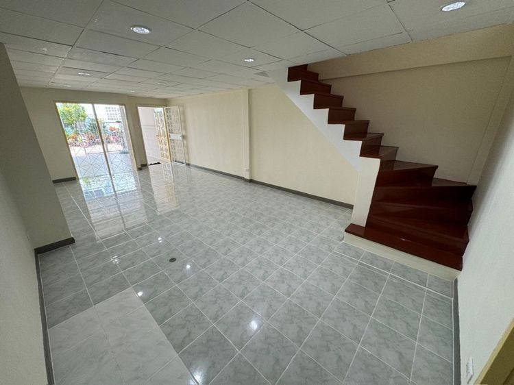 สร้างเสร็จก่อน 2010 ไม่มี ทาวเฮาส์ให้เช่า ซอยนวลจันทร์ 13 รูปที่ 4