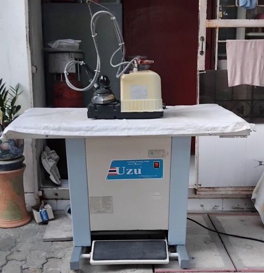 โต๊ะรีดผ้าลมดูดพร้อมเตารีดไอน้ำ รูปที่ 2