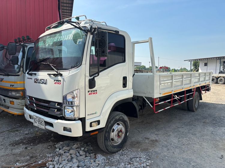 ขายรถบรรทุก 6 ล้อติดเครน