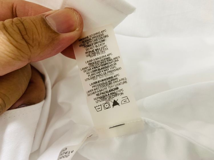 เสื้อเชิ้ต KARL LAGERFELD แท้ 💯 size XL วัดจริงขนาด อก 20 ยาว 27 นิ้ว สภาพใหม่มาก ดีเทลรายละเอียดดี ทรงสวย เนื้อผ้าดีมาก หายากน่าสะสมครับ รูปที่ 12