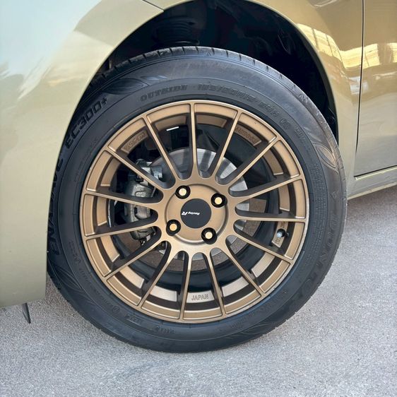 Nissan March 2016 1.2 EL Sedan เบนซิน ไม่ติดแก๊ส เกียร์อัตโนมัติ เขียว รูปที่ 4