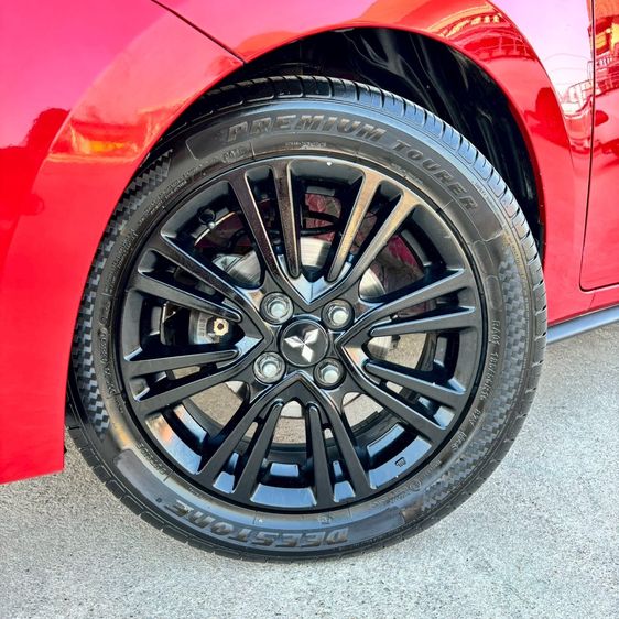 Mitsubishi Mirage 2018 1.2 GLS Limited Sedan เบนซิน ไม่ติดแก๊ส เกียร์อัตโนมัติ แดง รูปที่ 4