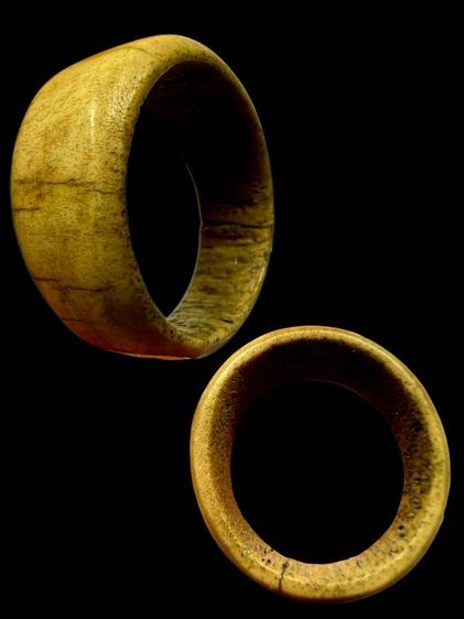 แหวนเก่า ไม่ทราบเนื้อ