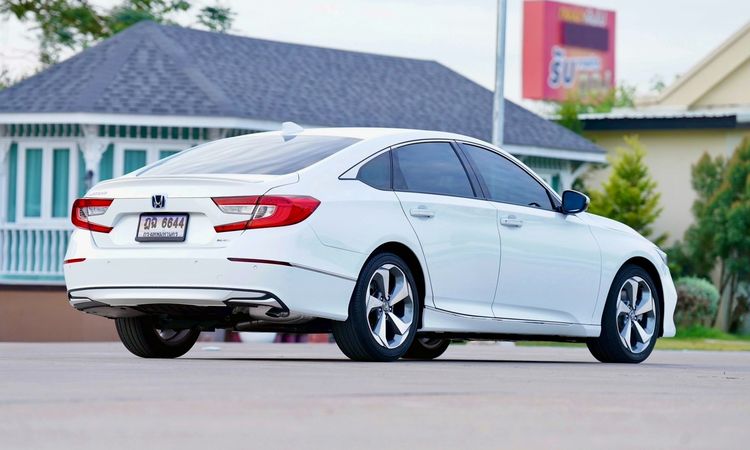 Honda Accord 2022 2.0 Hybrid Tech Sedan ไฮบริด เกียร์อัตโนมัติ ขาว รูปที่ 3