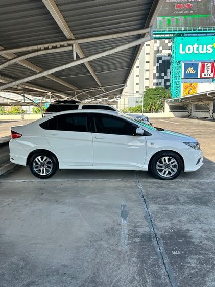 Honda City 2018 1.5 S i-VTEC Sedan เบนซิน เกียร์อัตโนมัติ ขาว รูปที่ 3