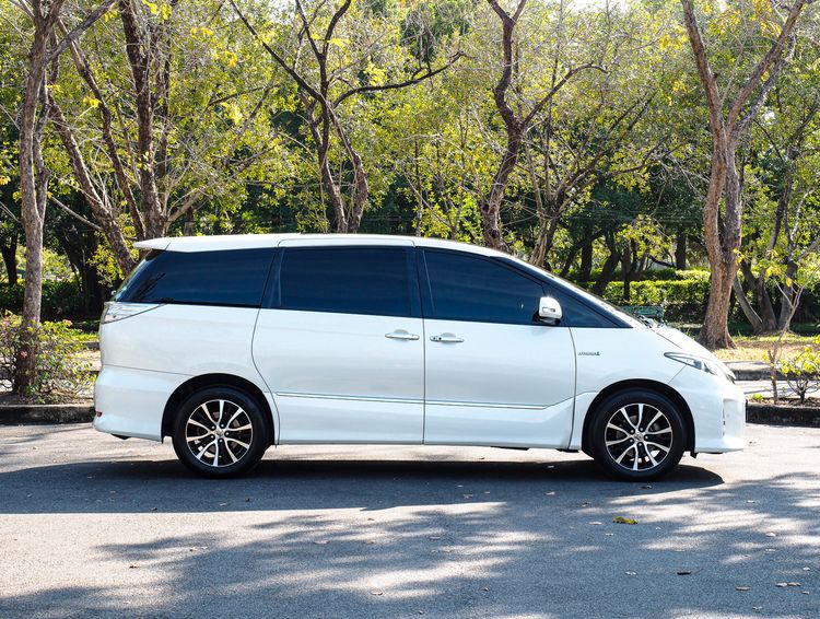 Toyota Estima 2013 2.4 Hybrid E-Four 4WD Utility-car ไฮบริด ไม่ติดแก๊ส เกียร์อัตโนมัติ ขาว รูปที่ 2