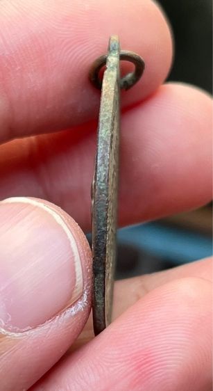 เหรียญหลวงพ่อคูณปี37 รูปที่ 4