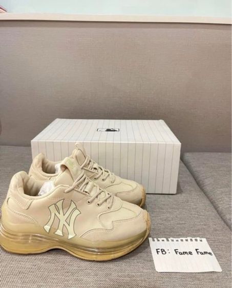 รองเท้าผ้าใบ MLB CHUNKY ไซต์ 36.5