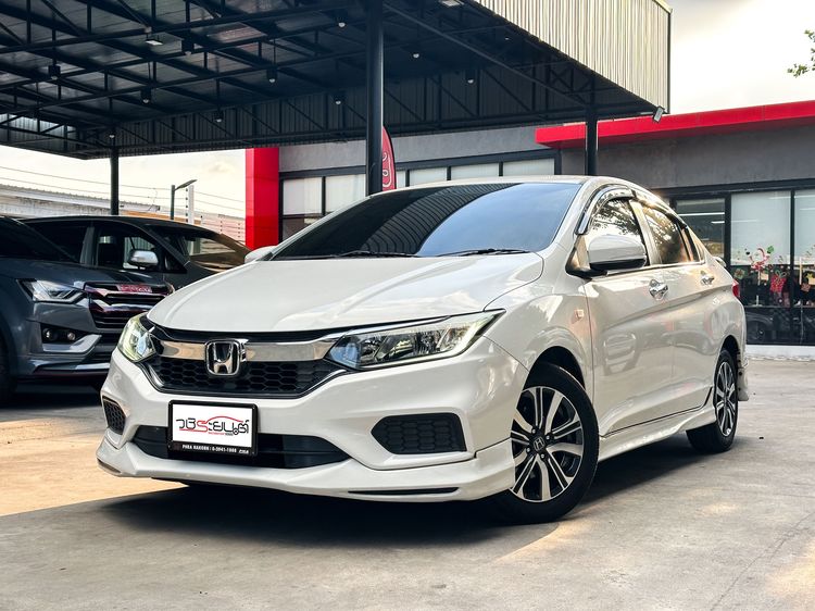 รถ Honda City 1.5 V Plus i-VTEC สี ขาว