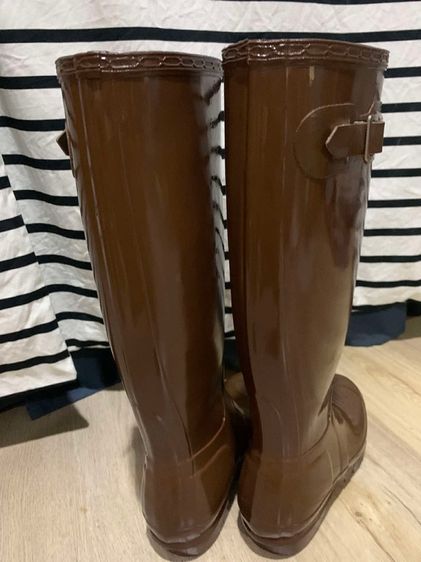 รองเท้าบูท  HUNTER  BOOTS (รุ่น Original Tall Gloss สีน้ำตาล ) ของแท้แน่นอน  รูปที่ 8