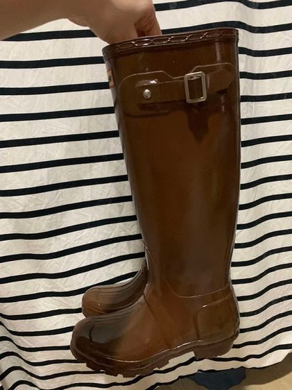 รองเท้าบูท  HUNTER  BOOTS (รุ่น Original Tall Gloss สีน้ำตาล ) ของแท้แน่นอน  รูปที่ 3