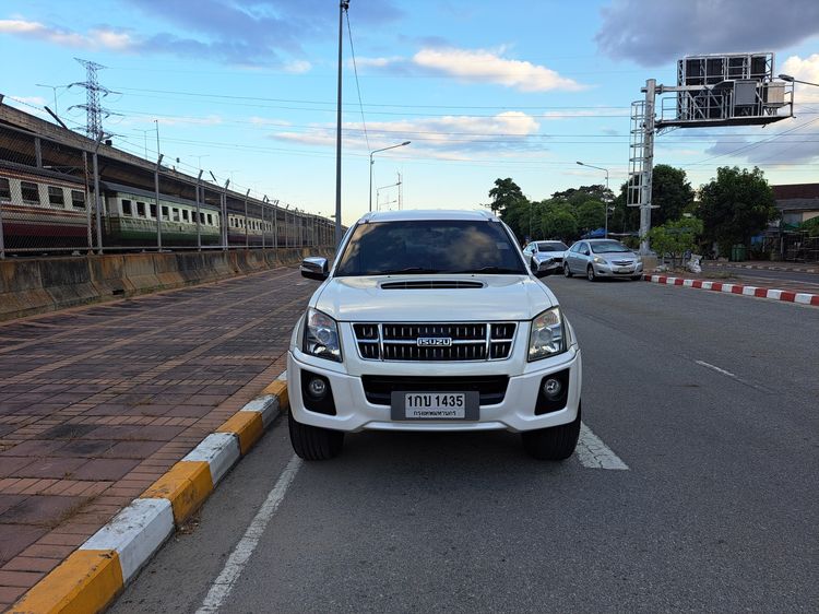 Isuzu MU-7 2012 3.0 Choiz Utility-car ดีเซล ไม่ติดแก๊ส เกียร์อัตโนมัติ ขาว รูปที่ 2