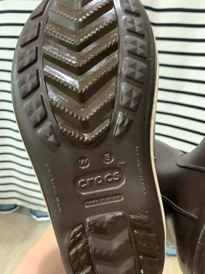 รองเท้าบูท Crocs boots  Original  Size w5 ขนาด 21cm ) ของแท้แน่นอน รูปที่ 12