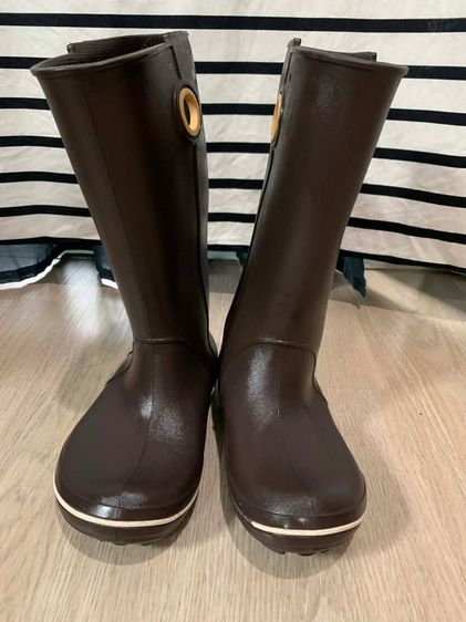 รองเท้าบูท Crocs boots  Original  Size w5 ขนาด 21cm ) ของแท้แน่นอน รูปที่ 6