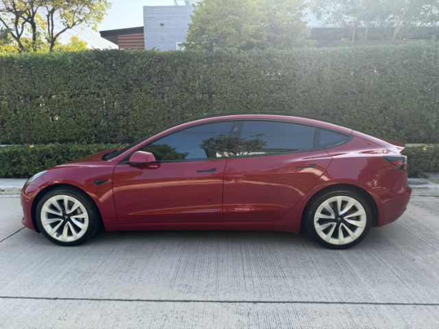 Tesla Model-3 2023 Long Range 4WD Sedan ไฟฟ้า เกียร์อัตโนมัติ แดง รูปที่ 2