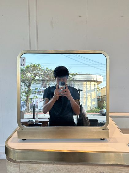 บานกระจกเงา โครงสแตนเลสสีทอง