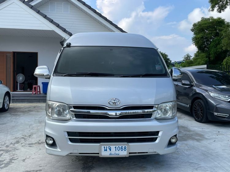 Toyota Commuter 2012 2.5 Van ดีเซล ไม่ติดแก๊ส เกียร์ธรรมดา บรอนซ์เงิน รูปที่ 2