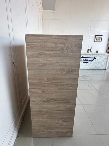 ตู้เก็บของ 2 บานเปิด โครงไม้ MDF ปิดผิวลามิเนตลายไม้สีบีช  รูปที่ 3